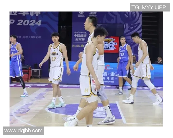 辽宁男篮登顶CBA开赛战胜浙江队,迈出夺冠的第一步